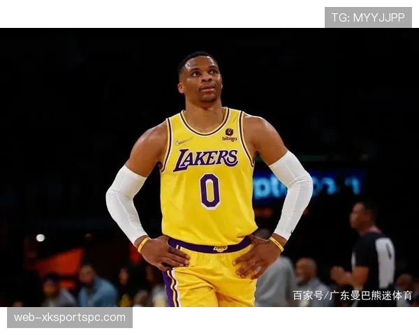 奥斯卡·罗伯特森单打提升关键回合效率胜过组织