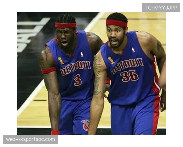 拉希德·华莱士背身单打效率提升，拉开关键内线对抗差距